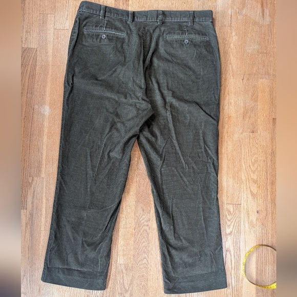 🌿 Rugged Gentleman Vibes – Orvis Olive Green Corduroy Pants Size 40 🦌 Outdoors - Picture 6 of 10